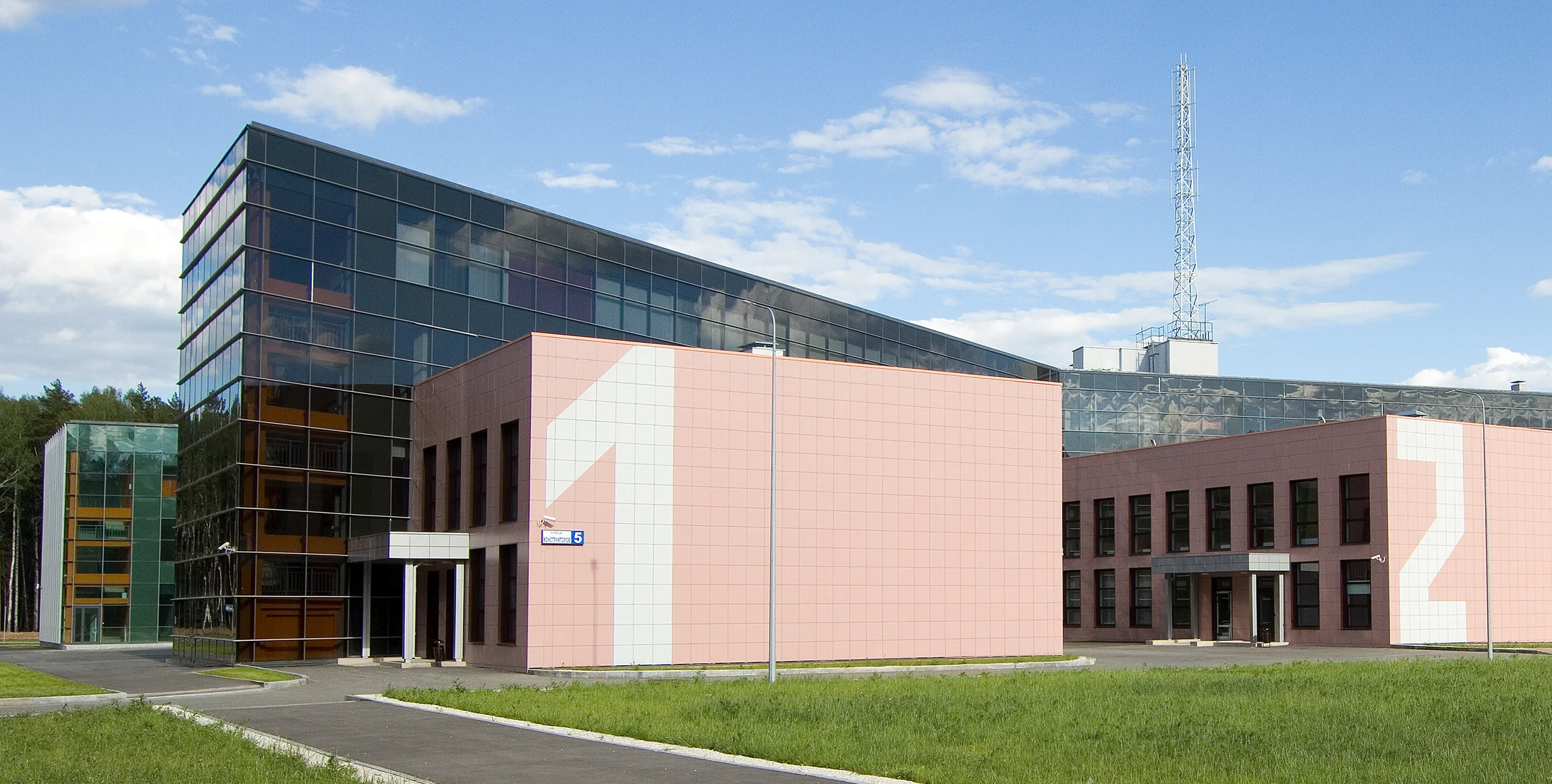 Офис компании Реиннольц располагается на территории "Технопарка высоких технологий"